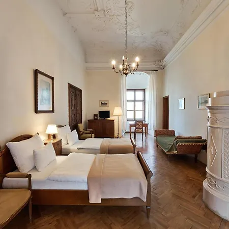 Hotel Schloss *