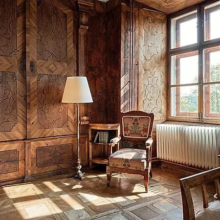 Schloss *